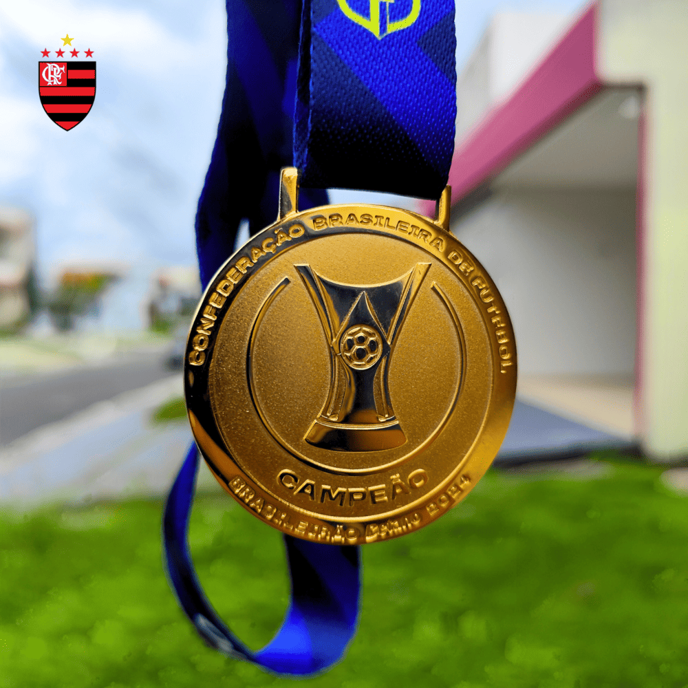Exclusivo: Quadro de Medalhas Mengão Fla Multicampeão 2019 Libertadores e Brasileirão Moldura de Madeira 33x33cm + *BRINDE 1x Caneca* - EDIÇÃO LIMITADA