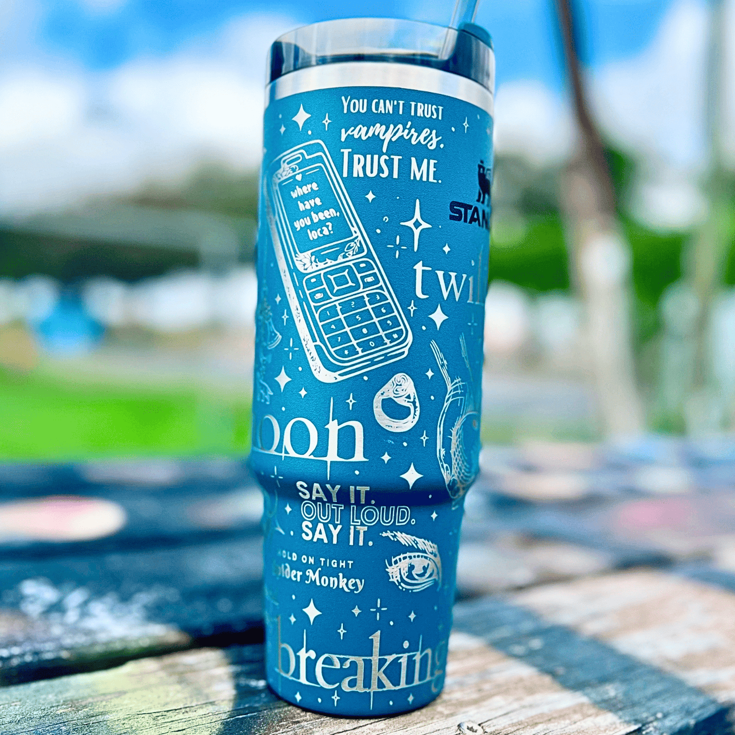 Exclusivo: Garrafa Térmica 1.2L Edição Especial Crepúsculo Twilight Customizada Gravação Laser + *BRINDE 1x Chaveiro Exclusivo* - EDIÇÃO LIMITADA