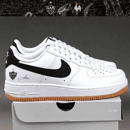 Exclusivo: Tênis Air Force White Black Obsidian Signature Customizado Galo 2026 + *BRINDE 1x Caneca Oficial* - EDIÇÃO LIMITADA