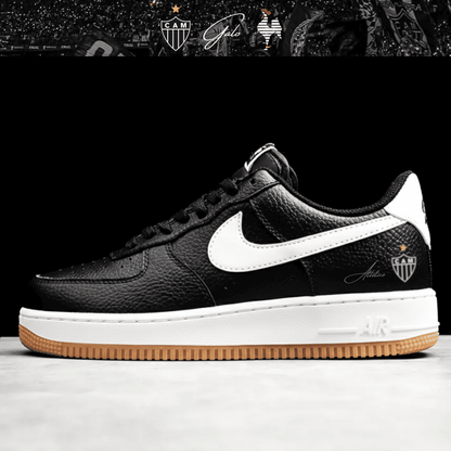 Exclusivo: Tênis Air Force White Black Obsidian Signature Customizado Galo 2026 + *BRINDE 1x Caneca Oficial* - EDIÇÃO LIMITADA