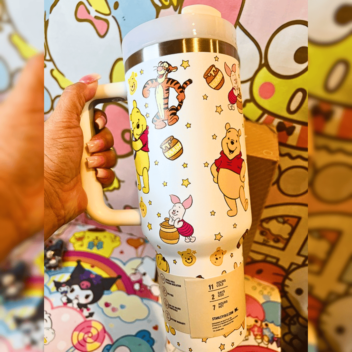 Exclusivo: Garrafa Térmica 1.2L Edição Especial Ursinho Pooh Caixa Customizada + *BRINDE 1x Chaveiro Exclusivo* - EDIÇÃO LIMITADA