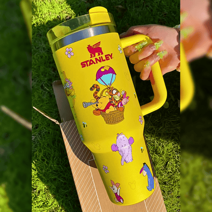 Exclusivo: Garrafa Térmica 1.2L Edição Especial Ursinho Pooh Caixa Customizada + *BRINDE 1x Chaveiro Exclusivo* - EDIÇÃO LIMITADA