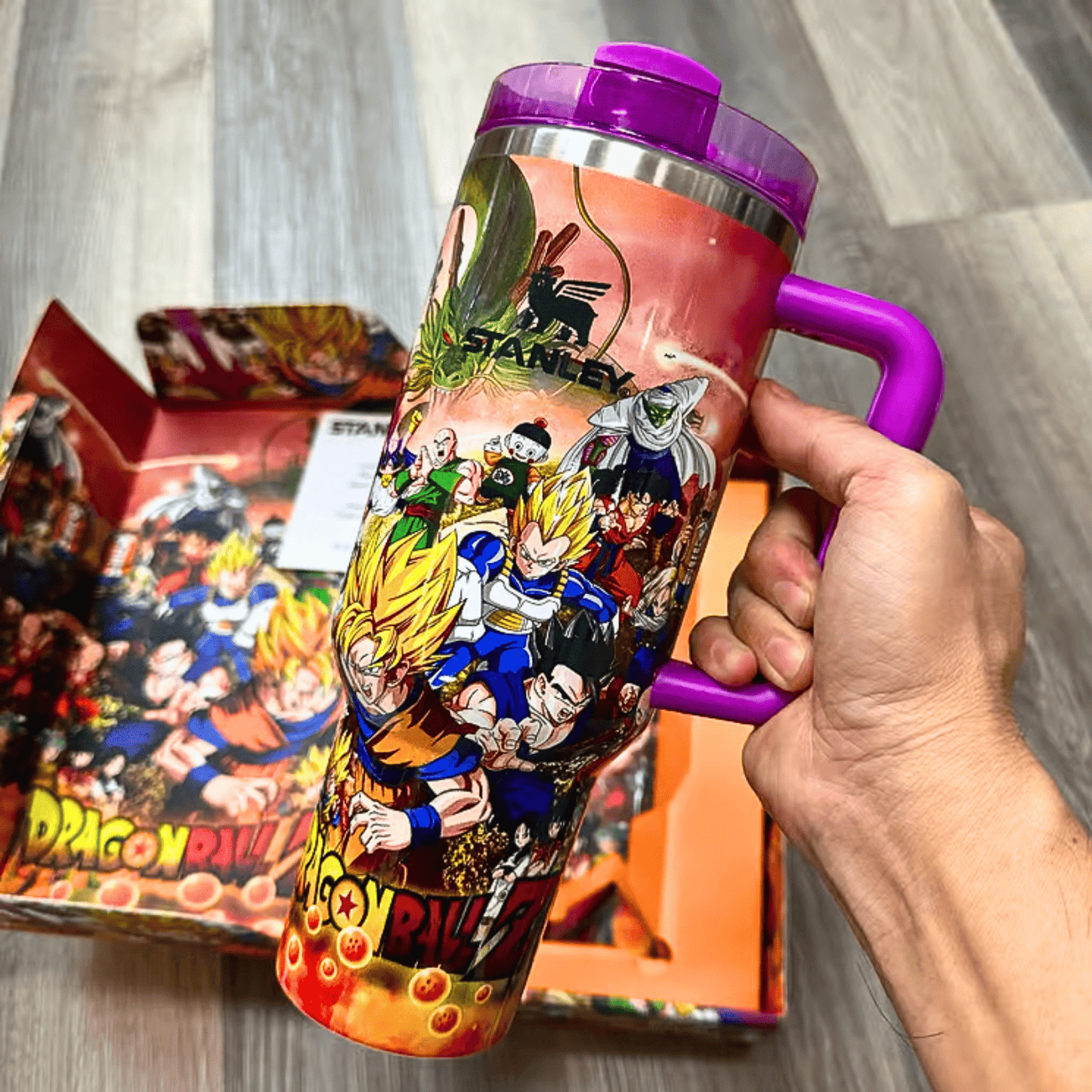 Exclusivo: Garrafa Térmica 1.2L Edição Especial Dragon Ball Caixa Customizada + *BRINDE 1x Chaveiro Exclusivo* - EDIÇÃO LIMITADA