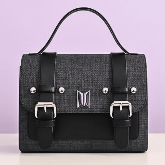 Exclusivo: Bolsa Bag e Mochila Backpack Luxury Edição Especial BTS Customizadas + *BRINDE 1x Chaveiro Exclusivo* - EDIÇÃO LIMITADA