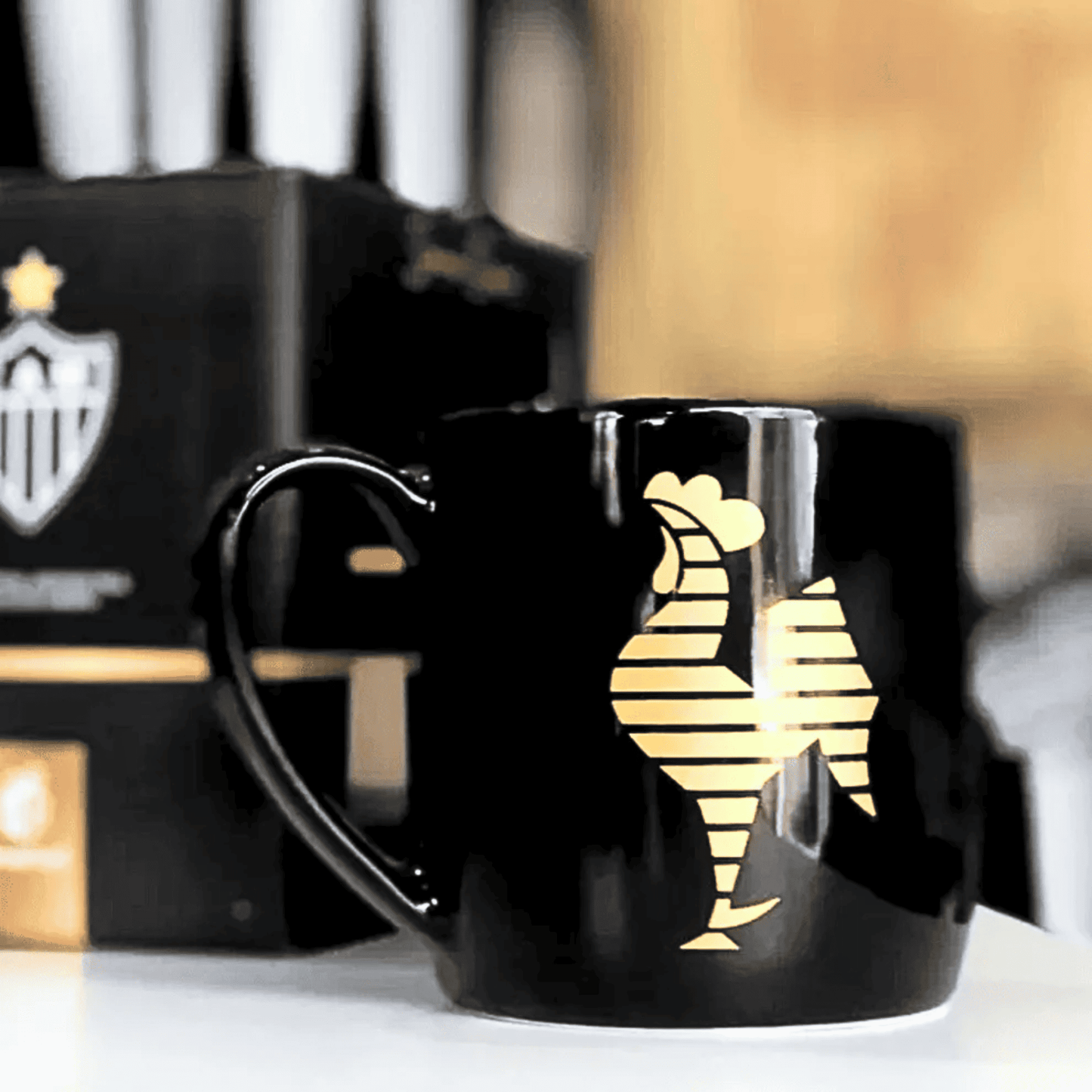 Exclusivo: Tênis Air Force White Black Obsidian Signature Customizado Galo 2026 + *BRINDE 1x Caneca Oficial* - EDIÇÃO LIMITADA