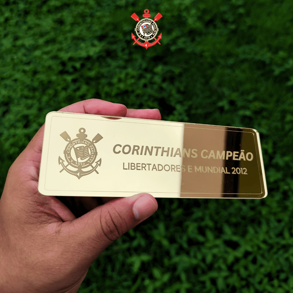 Exclusivo: Quadro de Medalhas Timão Multicampeão 2012 Libertadores e Mundial Moldura de Madeira 33x33cm + *BRINDE 1x Caneca* - EDIÇÃO LIMITADA