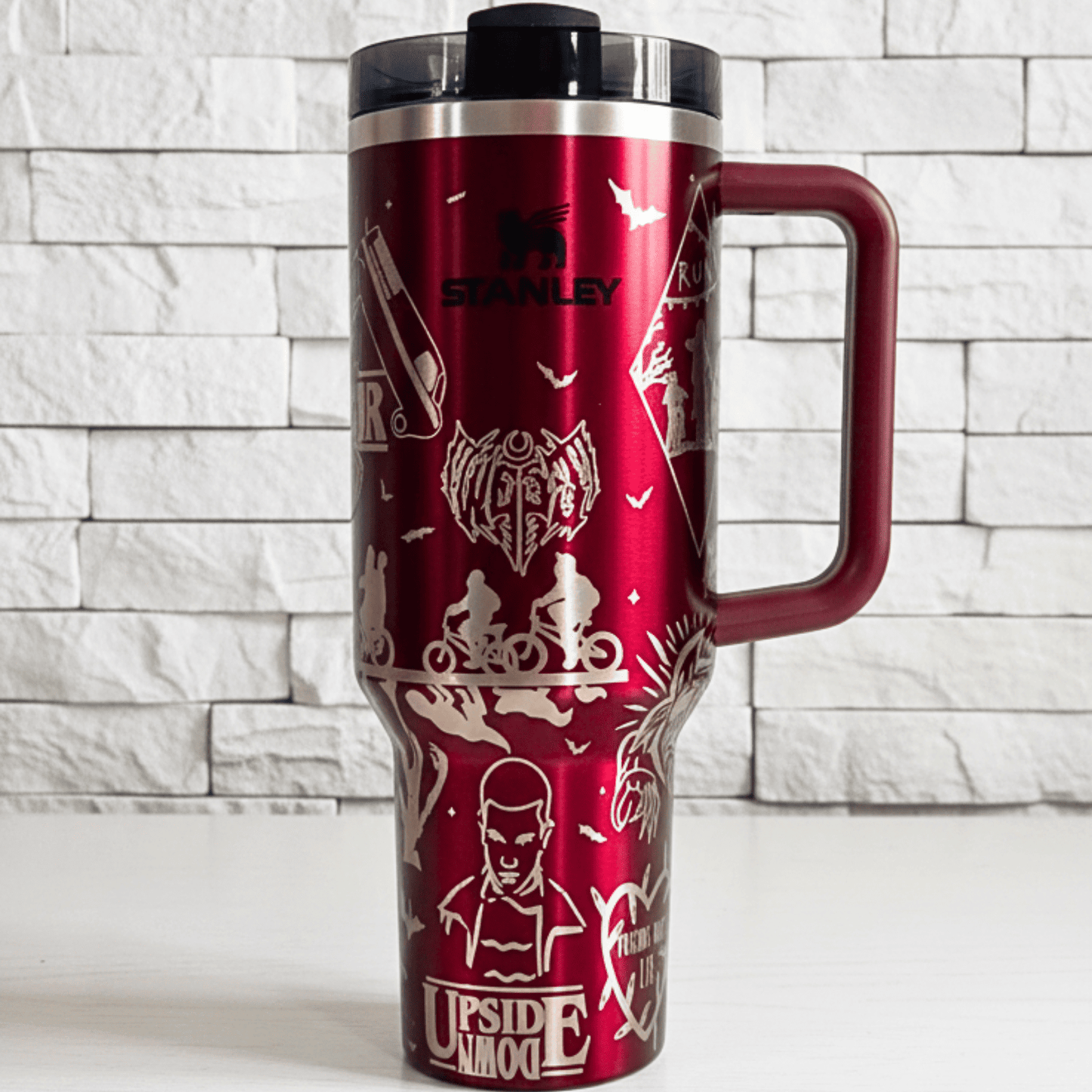 Exclusivo: Garrafa Térmica 1.2L Edição Especial ST Customizada Gravação Laser + *BRINDE 1x Chaveiro Exclusivo* - EDIÇÃO LIMITADA