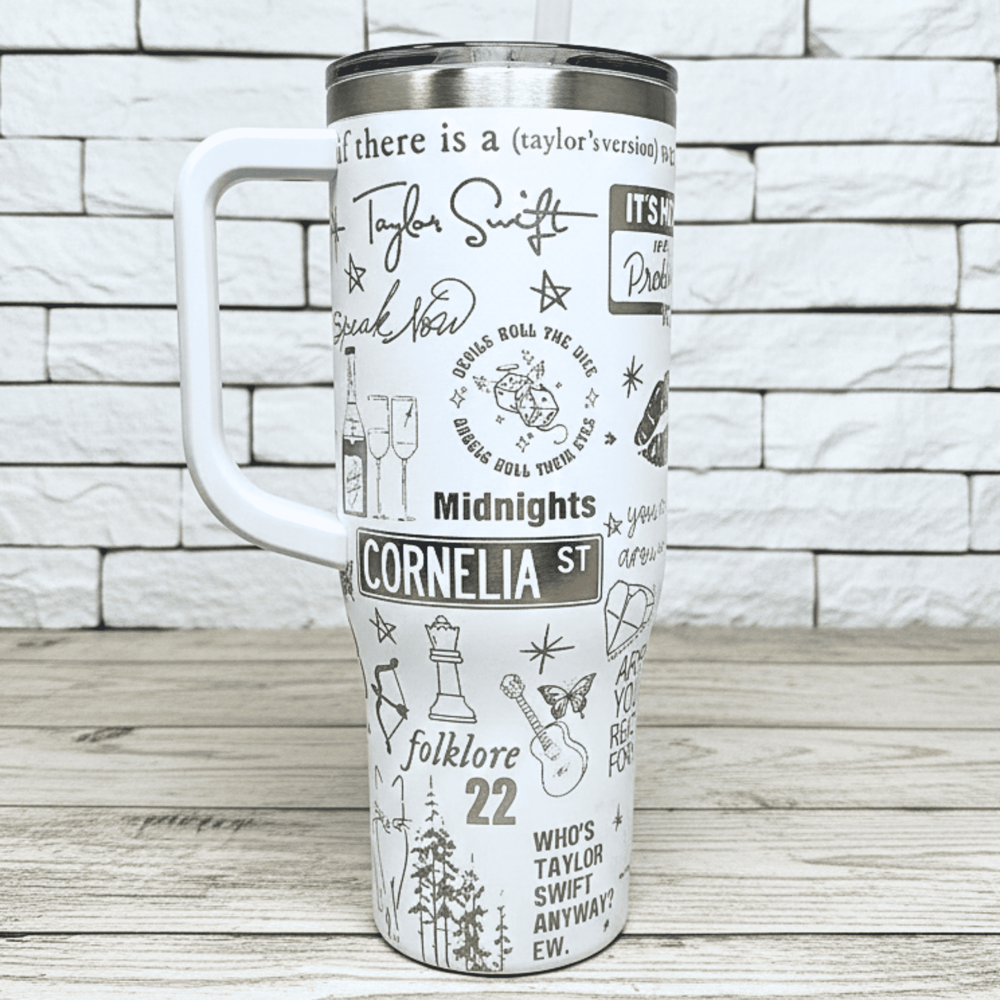 Exclusivo: Garrafa Térmica 1.2L Edição Especial Taylor Eras Tour Customizada Gravação Laser + *BRINDE 1x Chaveiro Exclusivo* - EDIÇÃO LIMITADA